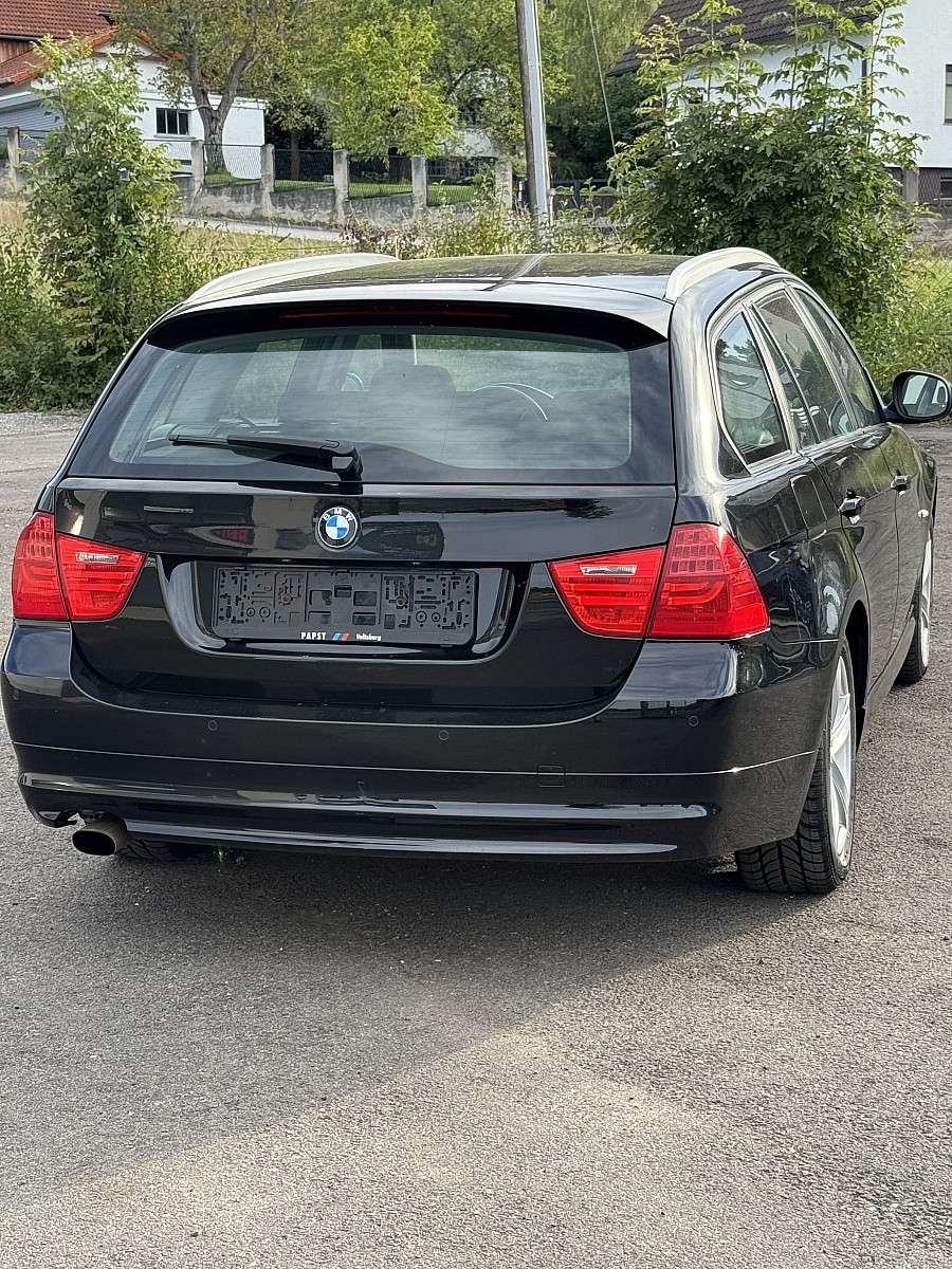 BMW 316d Touring Österreich-Paket (2010) - Bild 9