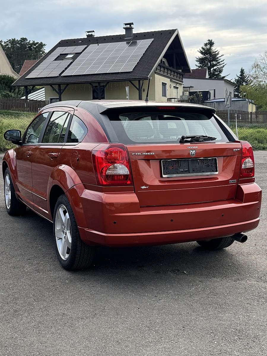 Dodge Caliber 2,0 CRD SXT Sport (2009) - Bild 6