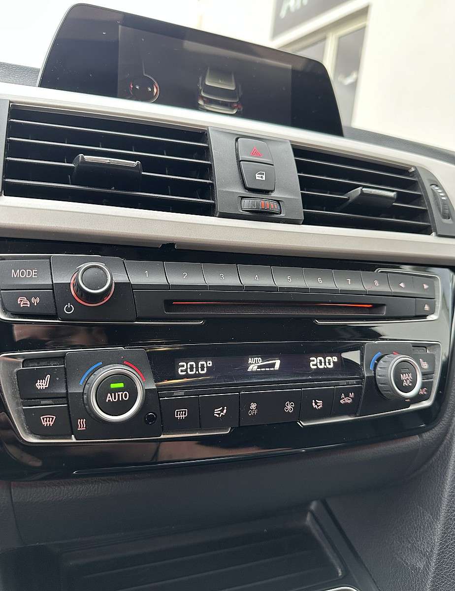 BMW 318d Touring Advantage Aut. (2016) - Bild 16