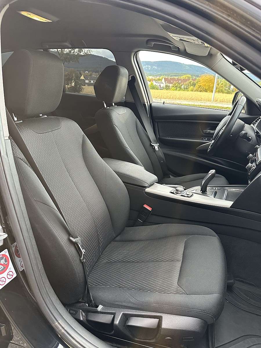 BMW 318d Touring Advantage Aut. (2016) - Bild 12