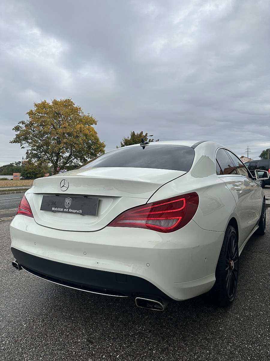 Mercedes-Benz CLA 220 d Aut. (2015) - Bild 5
