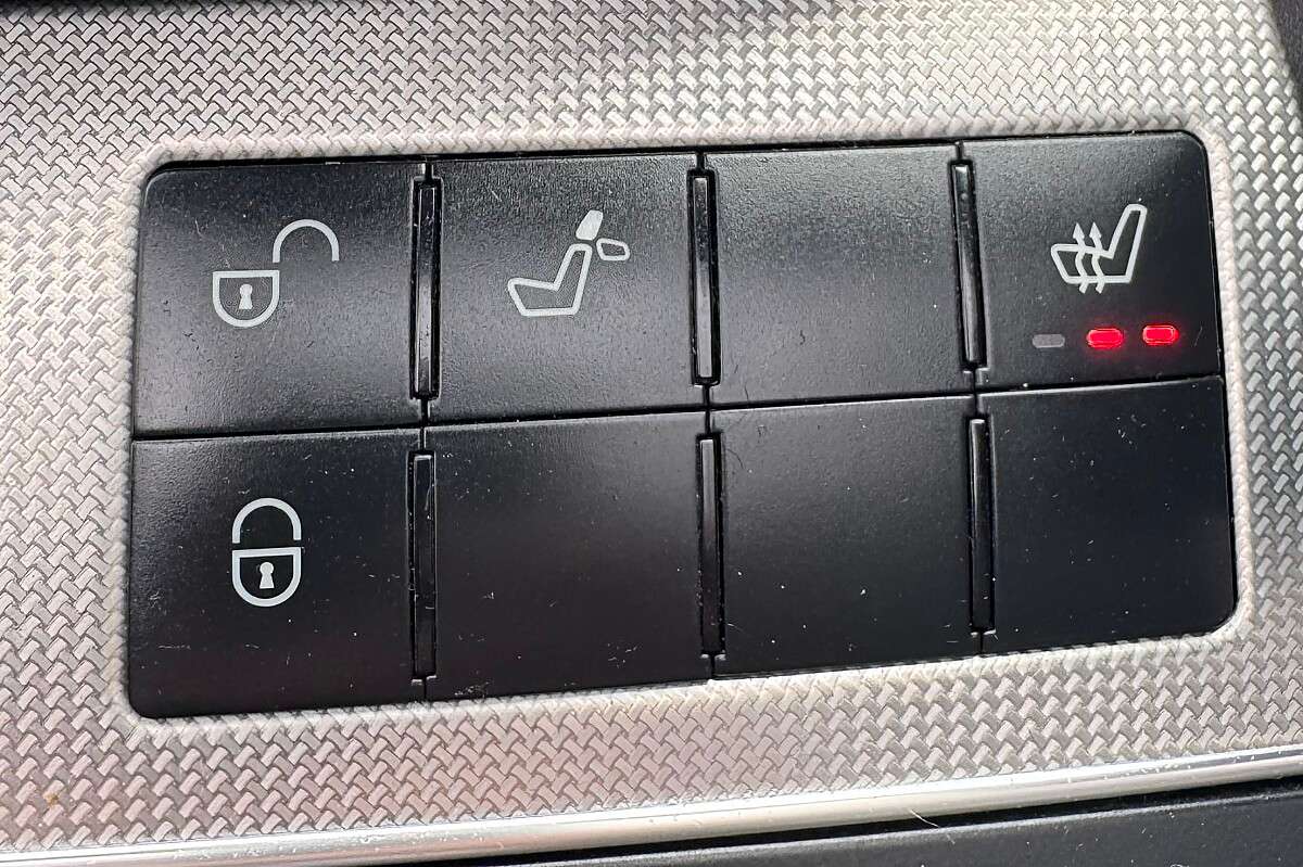 Mercedes-Benz CLK 320 Avantgarde CDI Aut. (2007) - Bild 17