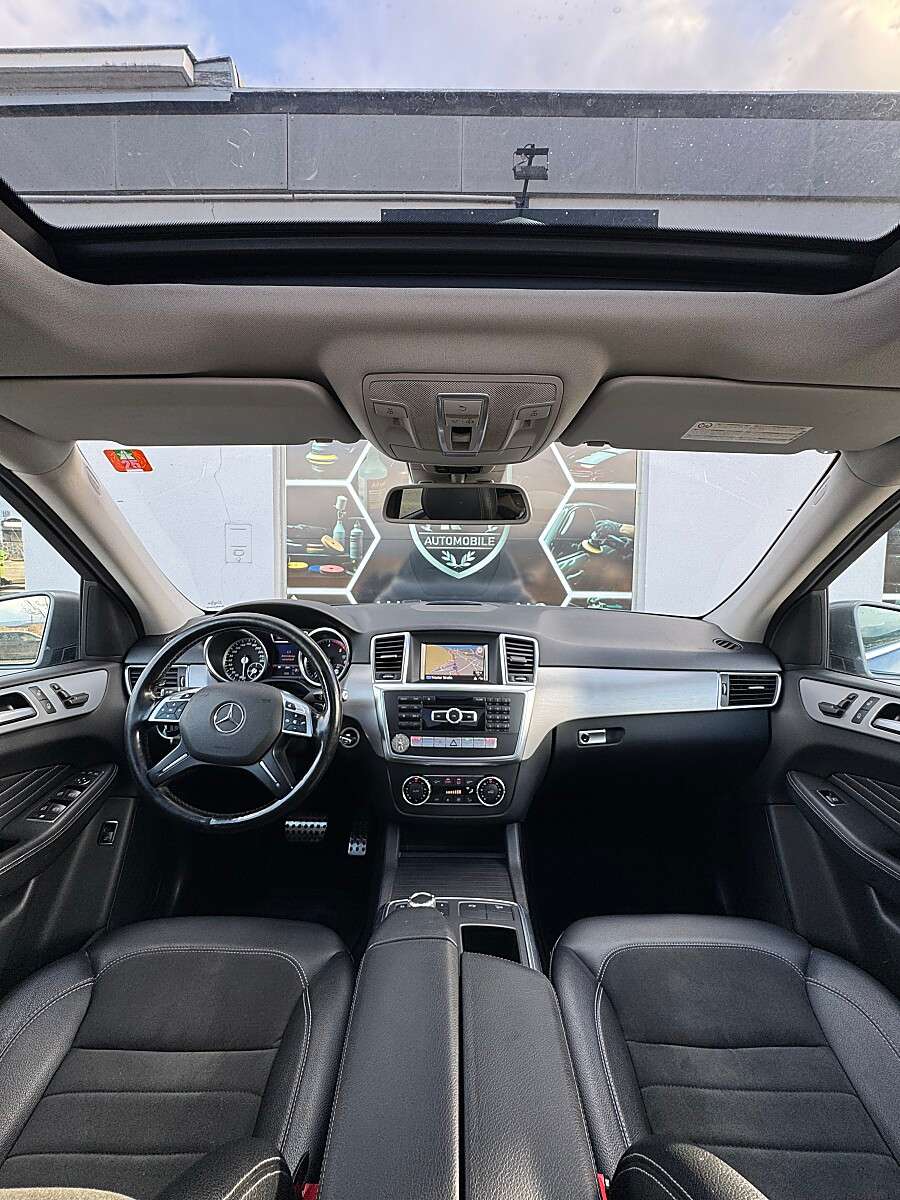 Mercedes-Benz ML 350 BlueTEC 4MATIC (2013) - Bild 12