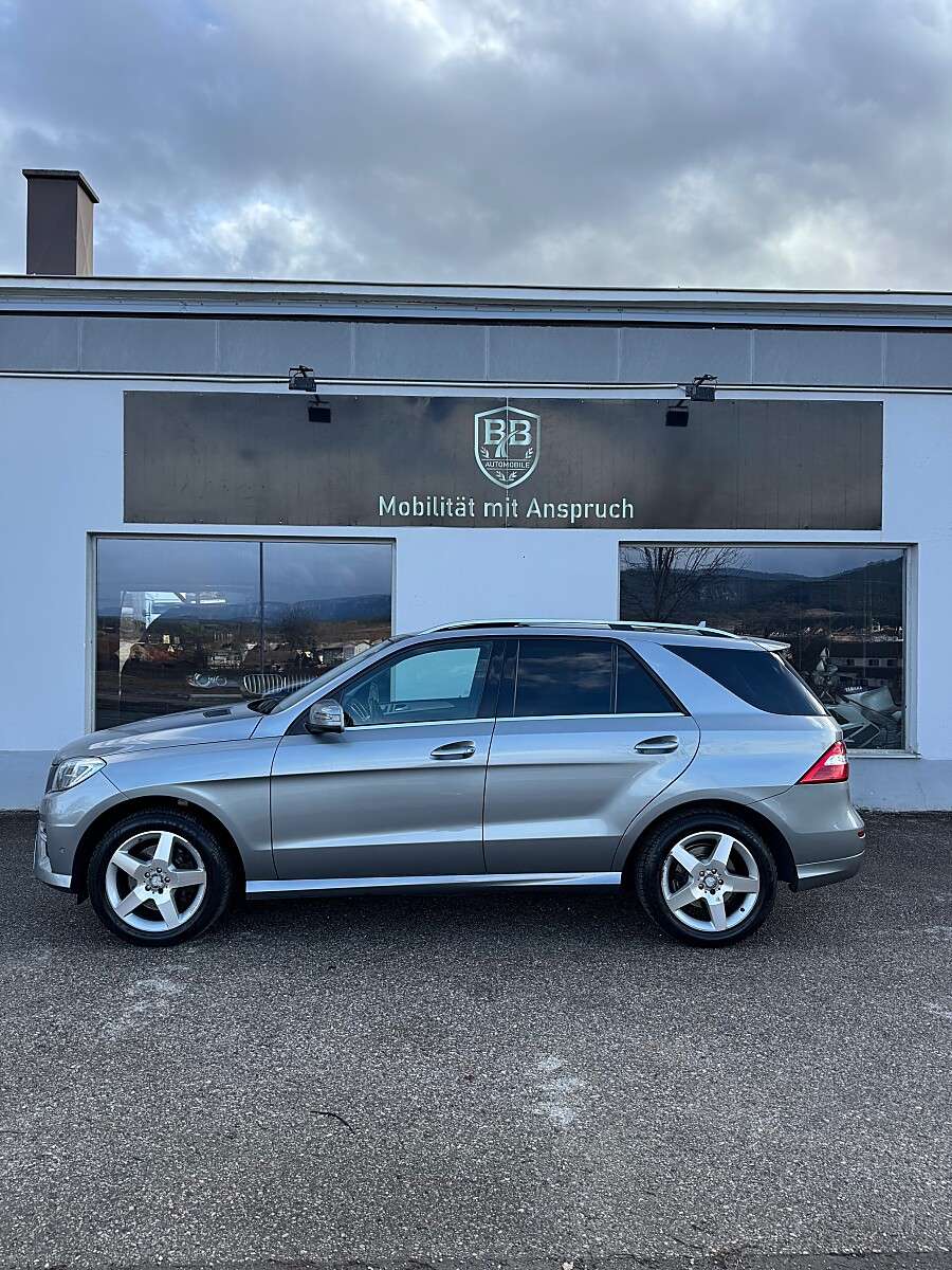 Mercedes-Benz ML 350 BlueTEC 4MATIC (2013) - Bild 2